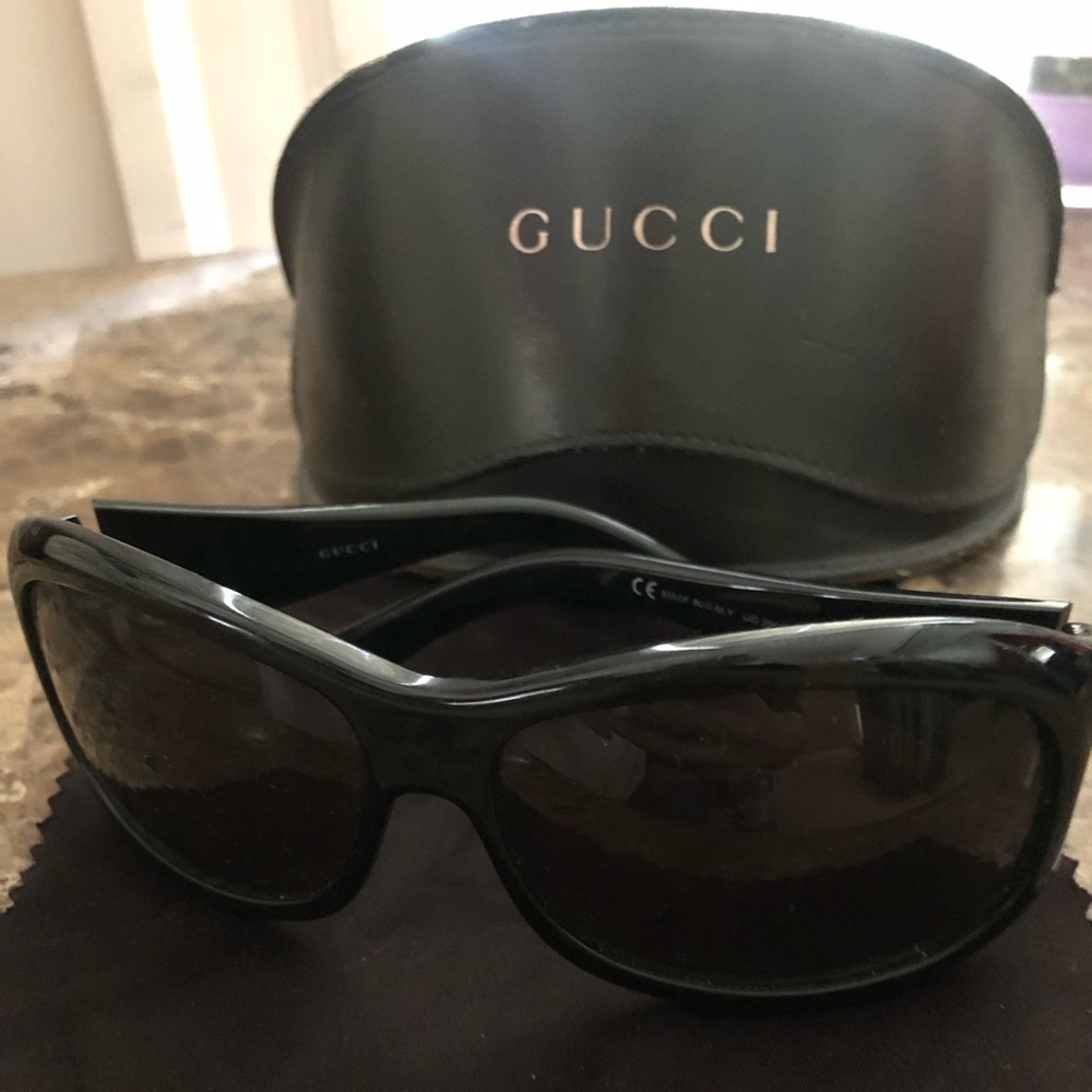 Authentic preowned black Gucci sunglasses